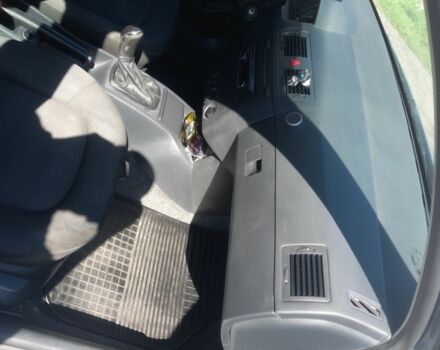 Сірий Шкода Фабія, об'ємом двигуна 2 л та пробігом 217 тис. км за 4500 $, фото 4 на Automoto.ua