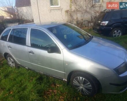 Серый Шкода Фабия, объемом двигателя 1.2 л и пробегом 415 тыс. км за 2300 $, фото 3 на Automoto.ua