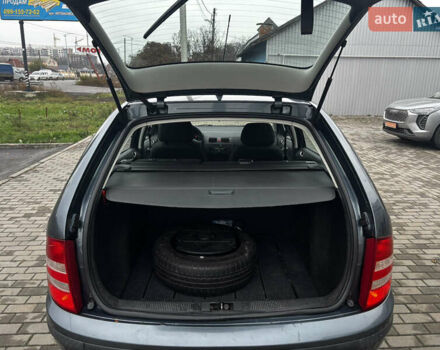 Серый Шкода Фабия, объемом двигателя 1.4 л и пробегом 322 тыс. км за 3700 $, фото 21 на Automoto.ua