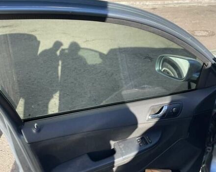 Серый Шкода Фабия, объемом двигателя 1.39 л и пробегом 207 тыс. км за 4300 $, фото 6 на Automoto.ua