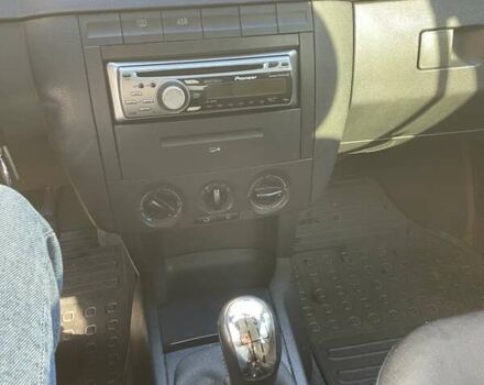 Серый Шкода Фабия, объемом двигателя 1.39 л и пробегом 207 тыс. км за 4300 $, фото 14 на Automoto.ua