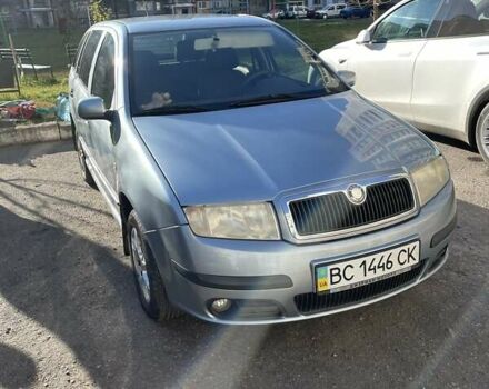 Серый Шкода Фабия, объемом двигателя 1.39 л и пробегом 207 тыс. км за 4300 $, фото 1 на Automoto.ua