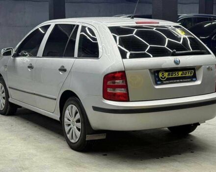 Сірий Шкода Фабія, об'ємом двигуна 1.4 л та пробігом 178 тис. км за 5100 $, фото 3 на Automoto.ua