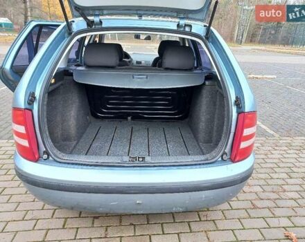 Серый Шкода Фабия, объемом двигателя 1.2 л и пробегом 220 тыс. км за 3500 $, фото 6 на Automoto.ua