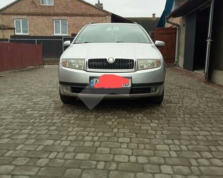 Серый Шкода Фабия, объемом двигателя 1.39 л и пробегом 257 тыс. км за 4200 $, фото 2 на Automoto.ua