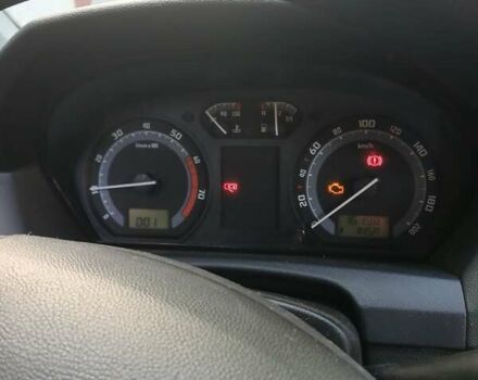 Сірий Шкода Фабія, об'ємом двигуна 1.39 л та пробігом 190 тис. км за 3700 $, фото 4 на Automoto.ua