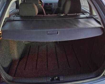 Серый Шкода Фабия, объемом двигателя 1.4 л и пробегом 202 тыс. км за 3750 $, фото 9 на Automoto.ua