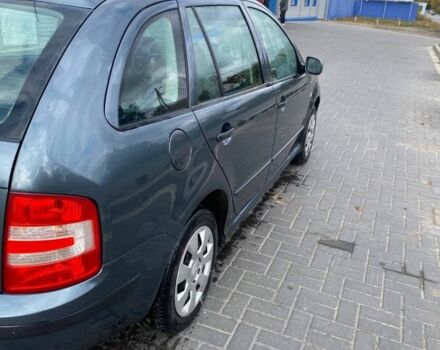 Серый Шкода Фабия, объемом двигателя 1.4 л и пробегом 200 тыс. км за 3450 $, фото 5 на Automoto.ua