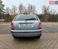 Серый Шкода Фабия, объемом двигателя 1.2 л и пробегом 220 тыс. км за 3500 $, фото 2 на Automoto.ua