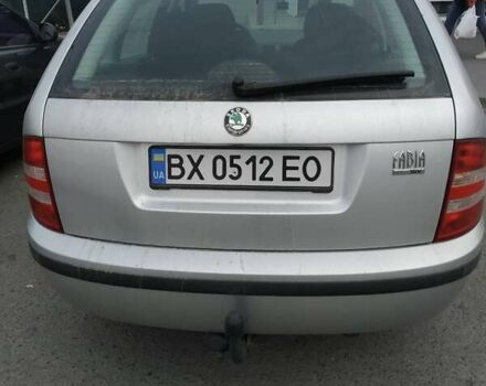 Серый Шкода Фабия, объемом двигателя 1.4 л и пробегом 250 тыс. км за 4100 $, фото 2 на Automoto.ua