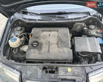 Сірий Шкода Фабія, об'ємом двигуна 1.2 л та пробігом 210 тис. км за 3300 $, фото 2 на Automoto.ua