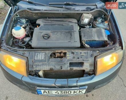 Серый Шкода Фабия, объемом двигателя 1.39 л и пробегом 204 тыс. км за 2900 $, фото 10 на Automoto.ua