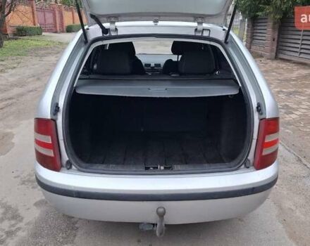 Серый Шкода Фабия, объемом двигателя 1.39 л и пробегом 238 тыс. км за 2700 $, фото 8 на Automoto.ua