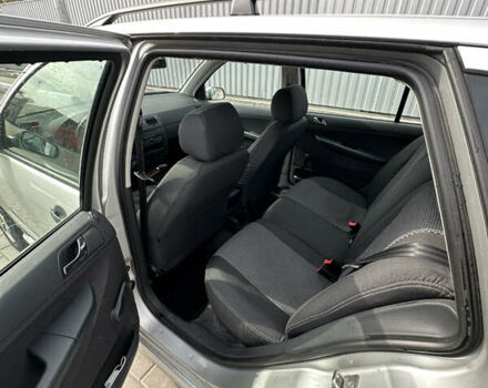 Серый Шкода Фабия, объемом двигателя 1.39 л и пробегом 208 тыс. км за 4299 $, фото 19 на Automoto.ua