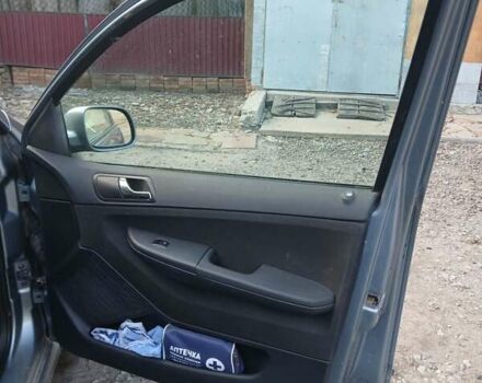 Сірий Шкода Фабія, об'ємом двигуна 1.39 л та пробігом 190 тис. км за 3700 $, фото 3 на Automoto.ua