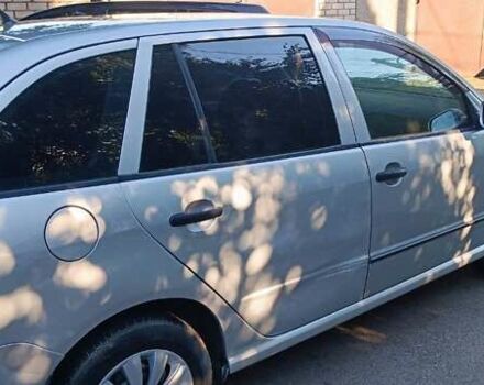 Сірий Шкода Фабія, об'ємом двигуна 1.39 л та пробігом 220 тис. км за 3500 $, фото 2 на Automoto.ua