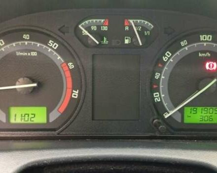 Сірий Шкода Фабія, об'ємом двигуна 1.4 л та пробігом 192 тис. км за 4700 $, фото 3 на Automoto.ua