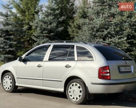 Сірий Шкода Фабія, об'ємом двигуна 1.39 л та пробігом 242 тис. км за 3900 $, фото 8 на Automoto.ua