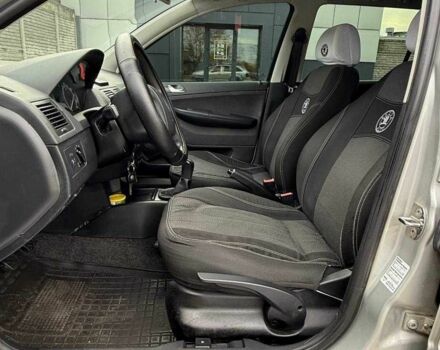 Шкода Фабія 2004 у Дніпро (Дніпропетровську) на Automoto.ua Сірий Шкода Фабія, об'ємом двигуна 1.4 л та пробігом 192 тис. км за 4200 $, фото 19 на Automoto.ua