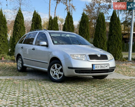 Шкода Фабия 2004 в Харькове на Automoto.ua Серый Шкода Фабия, объемом двигателя 1.39 л и пробегом 180 тыс. км за 4250 $, фото 2 на Automoto.ua