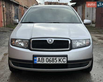 Серый Шкода Фабия, объемом двигателя 1.39 л и пробегом 208 тыс. км за 3999 $, фото 3 на Automoto.ua