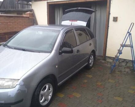 Серый Шкода Фабия, объемом двигателя 1.2 л и пробегом 263 тыс. км за 2550 $, фото 2 на Automoto.ua