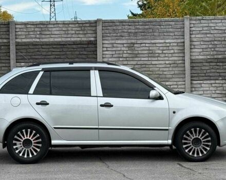 Шкода Фабія 2004 у Дніпро (Дніпропетровську) на Automoto.ua Сірий Шкода Фабія, об'ємом двигуна 1.4 л та пробігом 192 тис. км за 4200 $, фото 3 на Automoto.ua