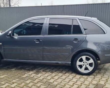 Серый Шкода Фабия, объемом двигателя 1.9 л и пробегом 350 тыс. км за 3150 $, фото 4 на Automoto.ua