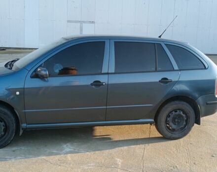 Серый Шкода Фабия, объемом двигателя 0 л и пробегом 285 тыс. км за 3300 $, фото 3 на Automoto.ua