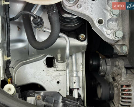 Серый Шкода Фабия, объемом двигателя 1.39 л и пробегом 208 тыс. км за 3999 $, фото 38 на Automoto.ua