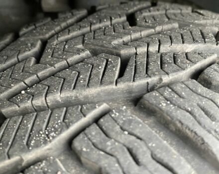 Серый Шкода Фабия, объемом двигателя 1.4 л и пробегом 243 тыс. км за 4600 $, фото 19 на Automoto.ua