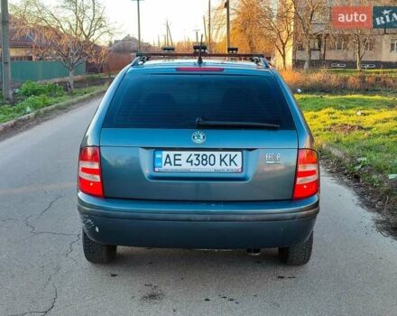 Серый Шкода Фабия, объемом двигателя 1.39 л и пробегом 204 тыс. км за 2900 $, фото 4 на Automoto.ua