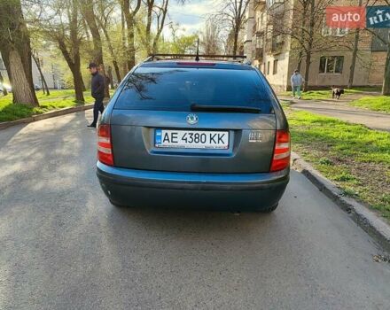 Сірий Шкода Фабія, об'ємом двигуна 1.39 л та пробігом 204 тис. км за 3500 $, фото 5 на Automoto.ua