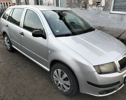 Серый Шкода Фабия, объемом двигателя 1.4 л и пробегом 307 тыс. км за 3700 $, фото 1 на Automoto.ua