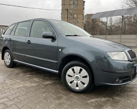 Серый Шкода Фабия, объемом двигателя 1.4 л и пробегом 266 тыс. км за 4750 $, фото 7 на Automoto.ua