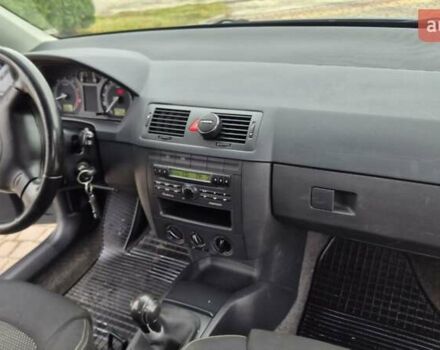 Серый Шкода Фабия, объемом двигателя 1.39 л и пробегом 299 тыс. км за 2999 $, фото 22 на Automoto.ua