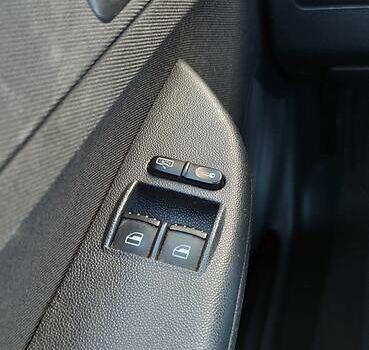 Серый Шкода Фабия, объемом двигателя 1.2 л и пробегом 234 тыс. км за 3000 $, фото 18 на Automoto.ua