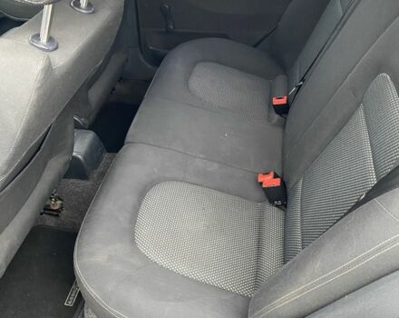 Серый Шкода Фабия, объемом двигателя 1.4 л и пробегом 230 тыс. км за 2800 $, фото 10 на Automoto.ua