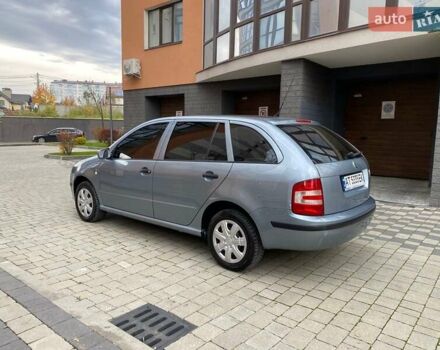 Серый Шкода Фабия, объемом двигателя 1.39 л и пробегом 177 тыс. км за 4800 $, фото 7 на Automoto.ua