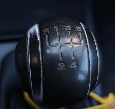 Серый Шкода Фабия, объемом двигателя 1.2 л и пробегом 234 тыс. км за 3000 $, фото 16 на Automoto.ua