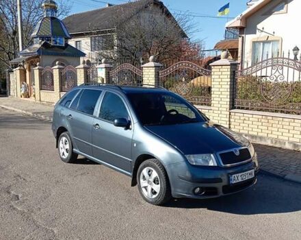 Шкода Фабія 2005 у Коломые на Automoto.ua Сірий Шкода Фабія, об'ємом двигуна 1.39 л та пробігом 178 тис. км за 3850 $, фото 1 на Automoto.ua