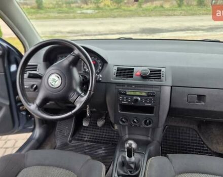 Серый Шкода Фабия, объемом двигателя 1.39 л и пробегом 299 тыс. км за 2999 $, фото 37 на Automoto.ua