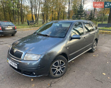 Шкода Фабия 2005 в Калуше на Automoto.ua Серый Шкода Фабия, объемом двигателя 1.2 л и пробегом 200 тыс. км за 2850 $, фото 6 на Automoto.ua