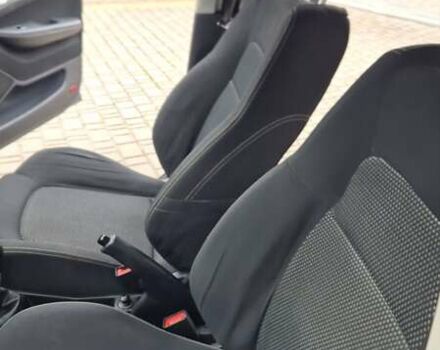 Серый Шкода Фабия, объемом двигателя 1.39 л и пробегом 299 тыс. км за 2999 $, фото 47 на Automoto.ua