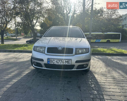 Сірий Шкода Фабія, об'ємом двигуна 1.42 л та пробігом 314 тис. км за 3999 $, фото 3 на Automoto.ua