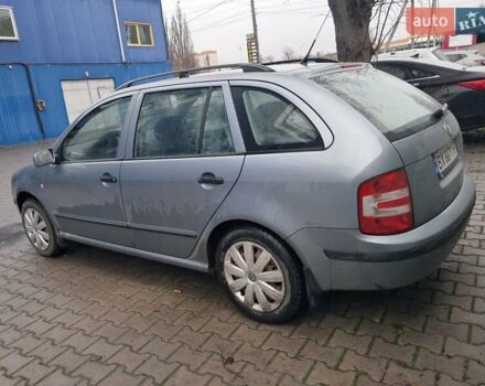Сірий Шкода Фабія, об'ємом двигуна 1.39 л та пробігом 199 тис. км за 4600 $, фото 3 на Automoto.ua