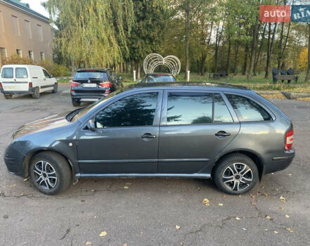 Шкода Фабия 2005 в Калуше на Automoto.ua Серый Шкода Фабия, объемом двигателя 1.2 л и пробегом 200 тыс. км за 2850 $, фото 7 на Automoto.ua