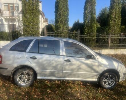 Сірий Шкода Фабія, об'ємом двигуна 1.4 л та пробігом 250 тис. км за 2800 $, фото 5 на Automoto.ua