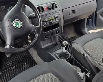 Серый Шкода Фабия, объемом двигателя 1.39 л и пробегом 299 тыс. км за 2999 $, фото 38 на Automoto.ua