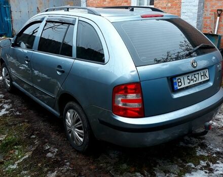 Серый Шкода Фабия, объемом двигателя 1.4 л и пробегом 165 тыс. км за 4450 $, фото 4 на Automoto.ua